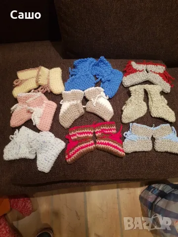 Вълнени чорапи плетени от 93г.баба, снимка 2 - Дамски чорапи - 47655788