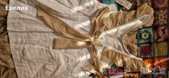 Детска рокля, снимка 3 - Детски рокли и поли - 38305513