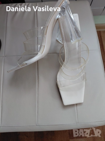Прозрачни сандали Bershka р-р 39, снимка 4 - Сандали - 54277582