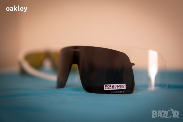 Спортни очила Oakley Sutro Lite Polarized, снимка 4 - Слънчеви и диоптрични очила - 44929368
