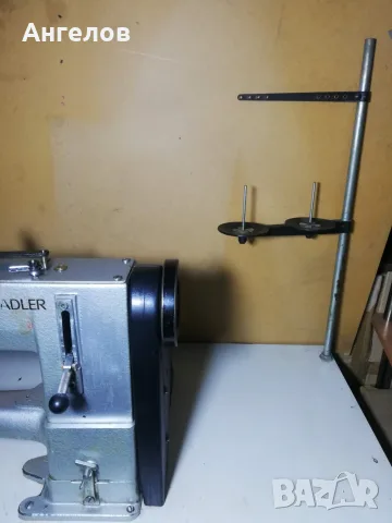 Adler 269-73 ръкавна полусарашка шевна машина троен транспорт за кожа и чанти, снимка 3 - Други машини и части - 55900311