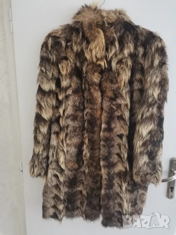 Палто с естествен косъм от аржентинска лисица , снимка 2 - Палта, манта - 50833218