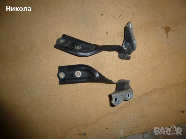 Панти преден капак Дайхатсу Териос 2000 год