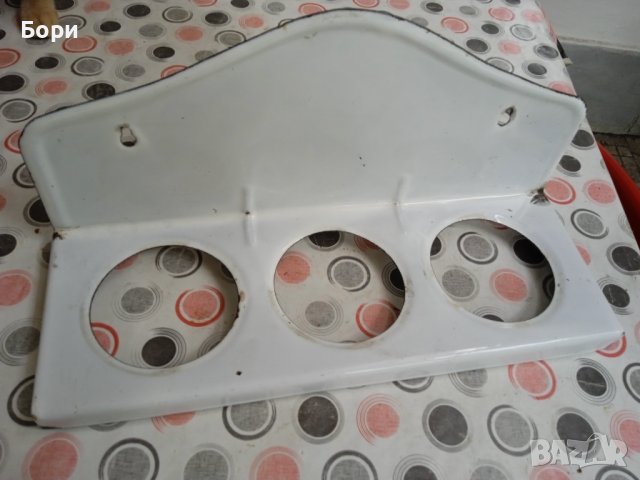 Стара емайлирана поставка за буркани,бутилки, снимка 10 - Други ценни предмети - 38164117