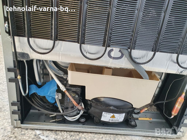 Bauknecht Хладилник  за вграждане , снимка 5 - Хладилници - 36527583