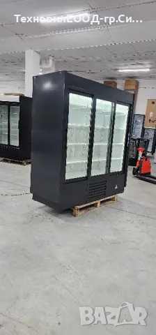 Хладилна витрина 3 врати , снимка 4 - Витрини - 48398903