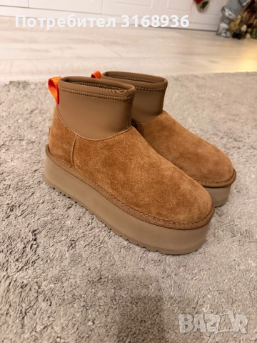 Ботуши UGG, снимка 2 - Дамски ботуши - 52665194