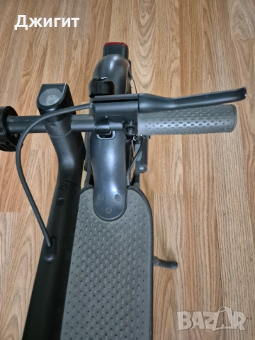 Електрическа тротинетка Xiaomi , снимка 5 - Скейтборд, ховърборд, уейвборд - 52348496