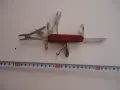 Швейцарски многофункционален армейски нож Victorinox 4, снимка 1