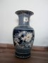 Продавам голяма,стара и красива, китайска ваза(гърловината-забележка), снимка 1