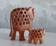 Комплект от 2броя дървени слончета - чаено дърво. , снимка 3