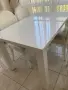 Разтегателна маса и столове, снимка 1