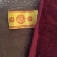 Червена хавлиена кърпа Versace, снимка 9 - Хавлиени кърпи - 30274390