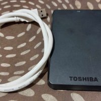 Външен хард диск 750GB Toshiba STOR.E BASICS, 2.5", USB 3.0, снимка 1 - Външни хард дискове - 44298513