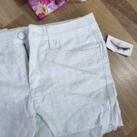 Къси дънкови панталонки с елементи Jessica Simpson , снимка 2 - Къси панталони и бермуди - 30554083