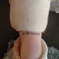 Колекционерска Порцеланова кукла Elizabeth Homecoming Kathy Barry-Hippensteel for Knowles 1989, снимка 10 - Колекции - 42621104