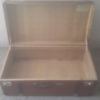 Твърд керемиден стар куфар, снимка 2 - Други ценни предмети - 34141767