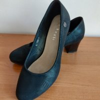 Перфектни обувки, снимка 1 - Дамски обувки на ток - 42253822