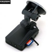 Цифрова видеокамера за кола Grundig HD 720P, снимка 2 - Камери - 39615072
