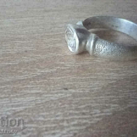Дамски сребърен пръстен, снимка 5 - Пръстени - 44682293
