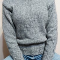 Мохерен пуловер, ръчно плетена сива блуза, снимка 3 - Блузи с дълъг ръкав и пуловери - 31225633