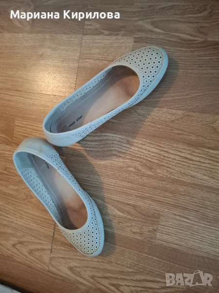 Затворени перфориранни бежово обувки , снимка 1