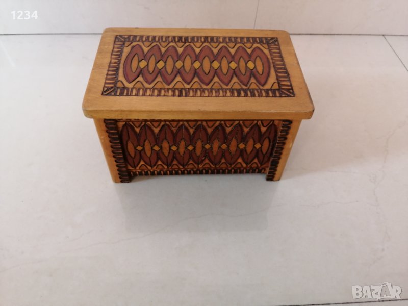 Дървена кутия 17.5 х 11 h 10 см. , снимка 1