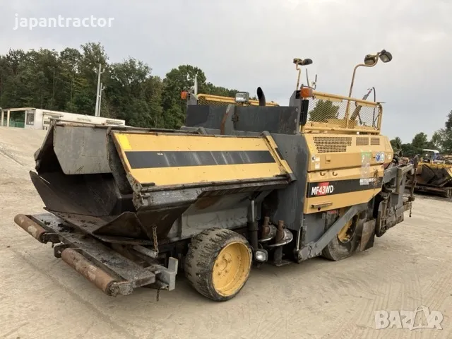 асвалтополагаща машина налична, снимка 1