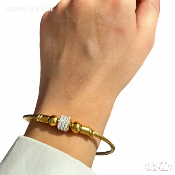 Дамска нежна гривна от медицинска стомана с 2 мъниста,камъни цирконии, снимка 1