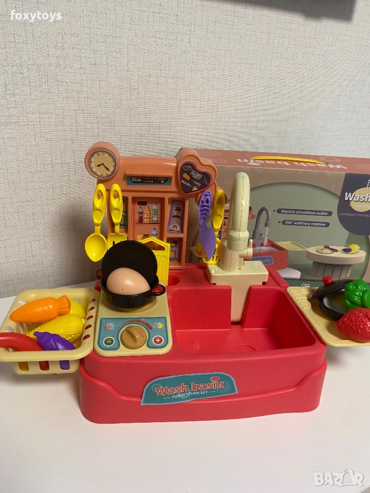 Детска мивка с течаща вода с малка кухня, снимка 1