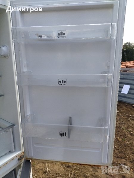 Хладилник за части или ремонт, снимка 1