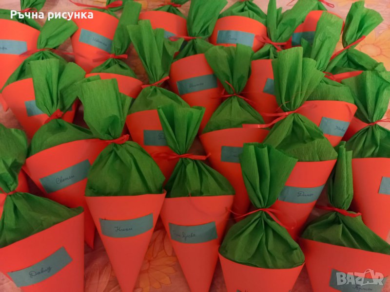 Моркови от картон за почерпка  с имена на децата или друг надпис, снимка 1