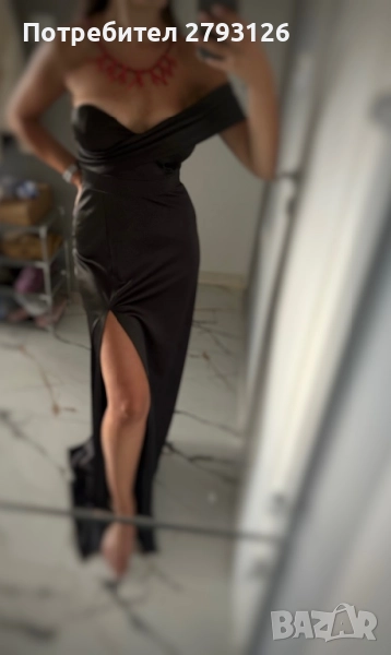 Сатенена черна рокля , снимка 1