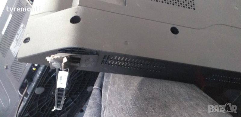 Стойкa за телевизор LG 32LK500B, снимка 1