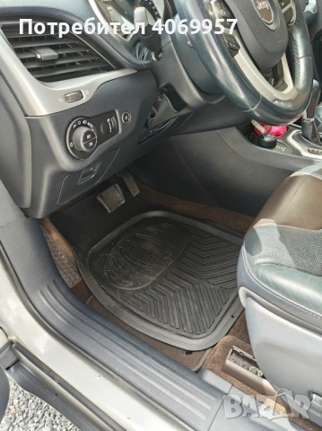 Jeep cherokee за продажба, снимка 3 - Автомобили и джипове - 54205848