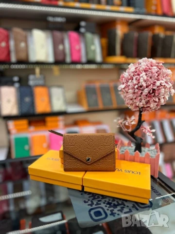 портмонета в кутия louis vuitton , снимка 3 - Портфейли, портмонета - 51118423