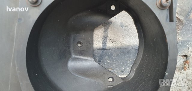 Държачи тонколони бмв e32 е34 седан фланци задни кутии колони 1378776 1378775 1374499, снимка 6 - Части - 42201611