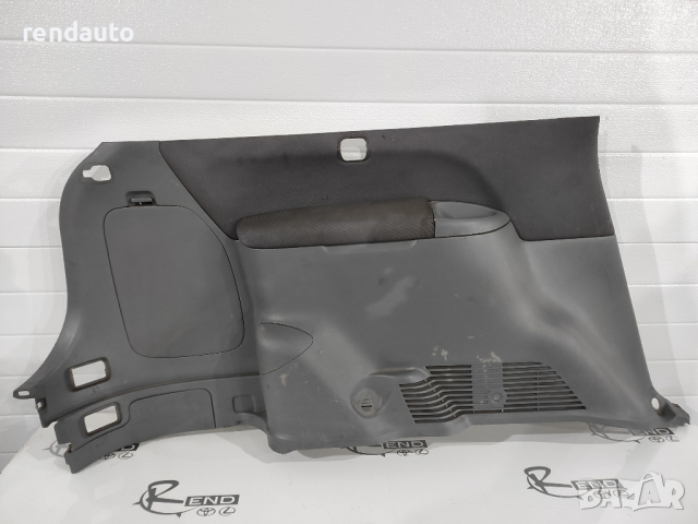 Задна лява кора в багажник Toyota Avensis Verso 2001-2009 64742-44030, снимка 1 - Части - 44551222