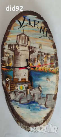 Дървен стенен часовник 