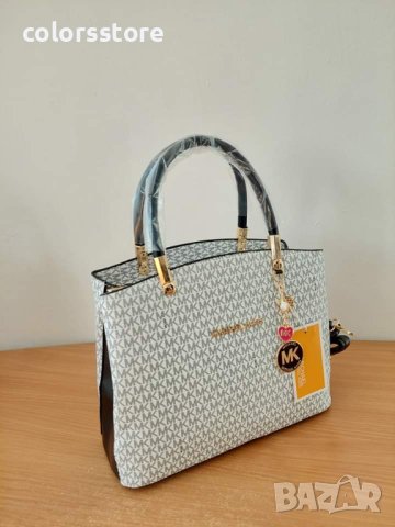 Черна чанта Michael Kors  код SG88, снимка 3 - Чанти - 35760078