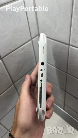 PS Vita 2000 White, снимка 3 - PlayStation конзоли - 56022440