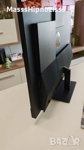 HP ProOne 440 G4 23.8 инча, не тъч All-in-One Business PC, снимка 6 - Работни компютри - 54348194