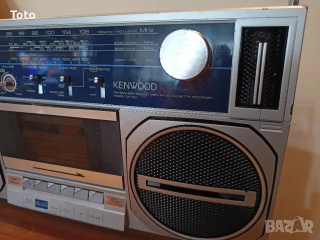 Радио касетофон Kenwood CR 100, снимка 4 - Радиокасетофони, транзистори - 49597672