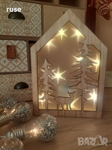 НОВА! Коледна декоративна къщичка с LED светлини, снимка 5 - Декорация за дома - 52405191