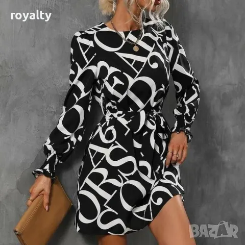 Дамска рокля тип прегърни ме с принт