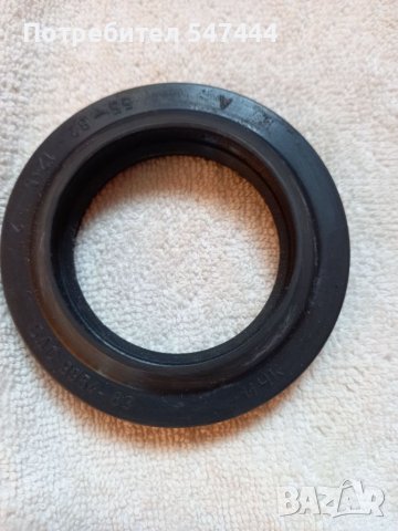 Уплатнители радиални за валове, снимка 4 - Индустриална техника - 39604037