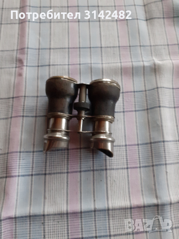 Стар военен бинокъл