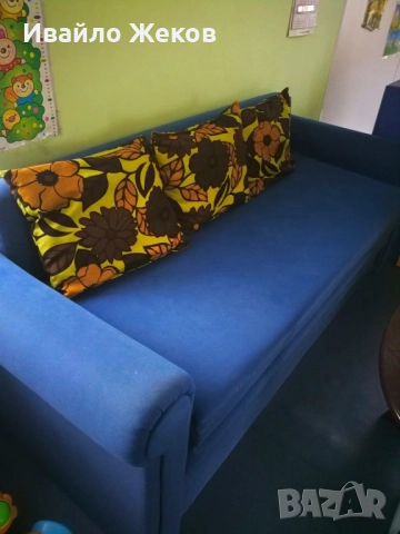 Много запазен диван 