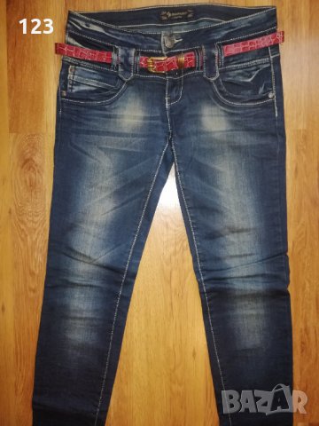 Дамски дънки , снимка 3 - Дънки - 35564496