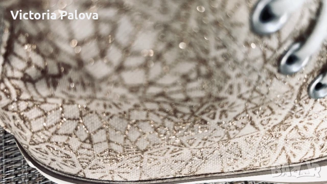 Скъпи златисти кецове CONVERSE оригинал, снимка 4 - Кецове - 50477480